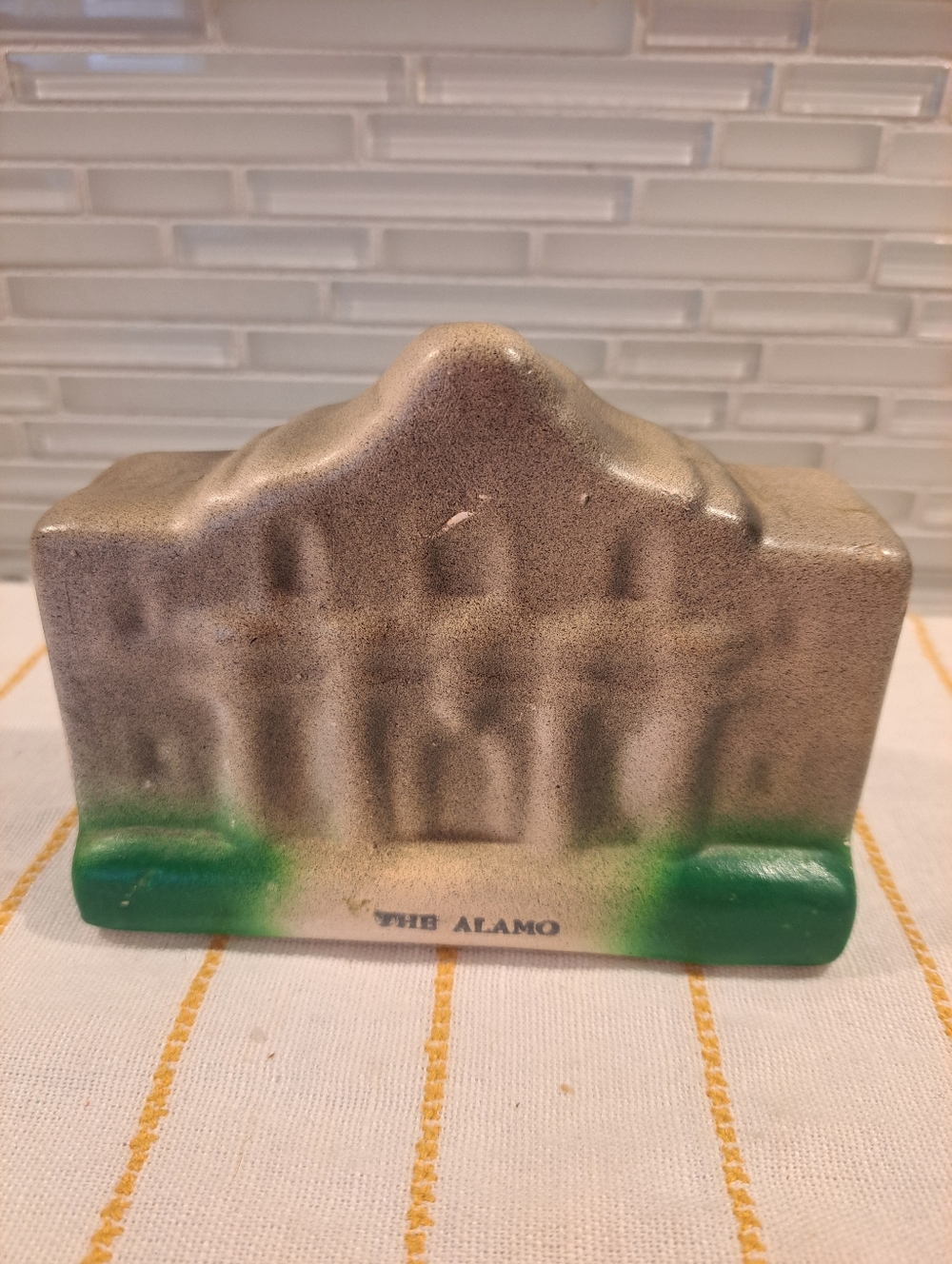 Vtg ~ The Alamo ~ Bank ~ Ceramic ~ Made in Texas